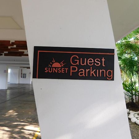Sunset 205, Sleeps Six, Next Door To The Pool, 100M To The Beach! ฆาโก ภายนอก รูปภาพ